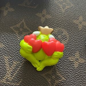 Cute Heart Frog Pin Brooch - Red and Green